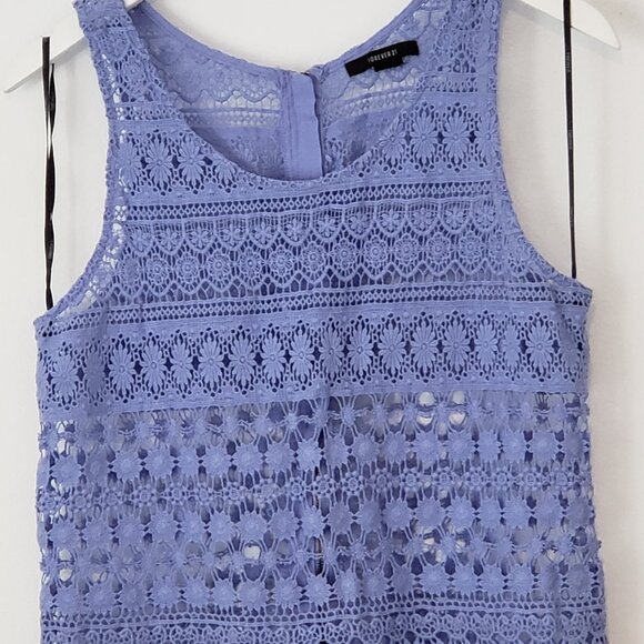 Boho crochet bundle of 3 tank style tops - Picture 5 of 13